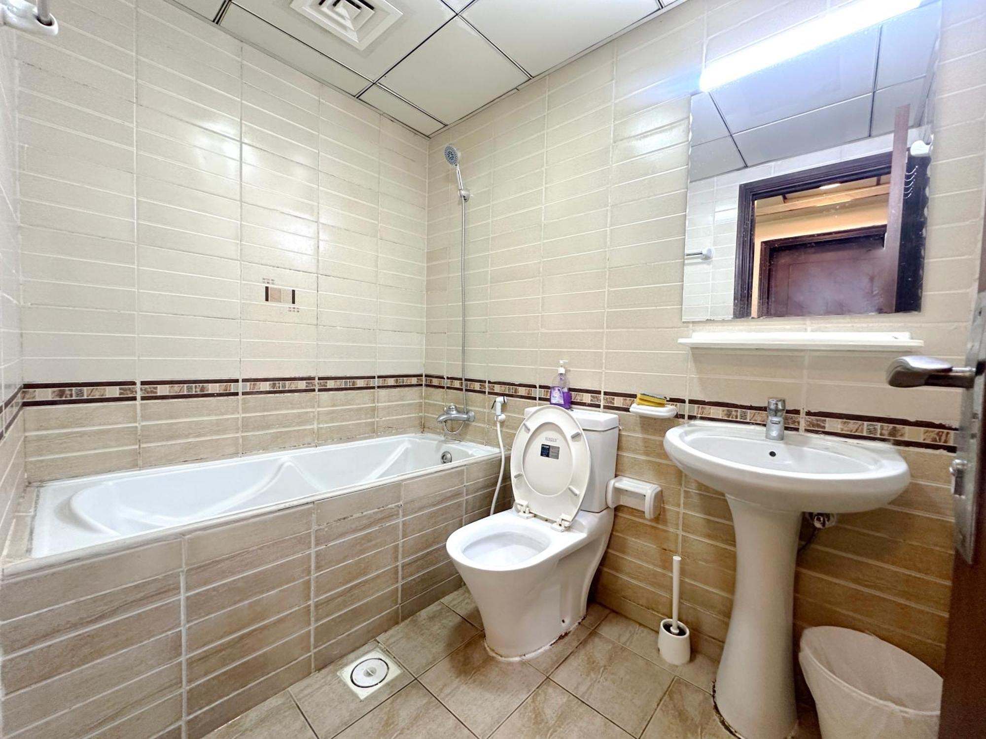 Horizon View Partition Room In Barsha Heights Near Metro Dubaj Kültér fotó